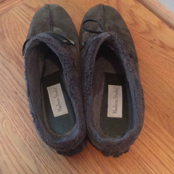 Cute furry Mules - Picture 2 of 3